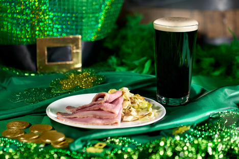 尽情享受传统的爱尔兰美食。